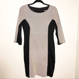 Banana Republic Dresses - BANANA REPUBLIC Black & White Bodycon Dress Banana Republic Dresses - BANANA REPUBLIC Black & White Bodycon Dress
